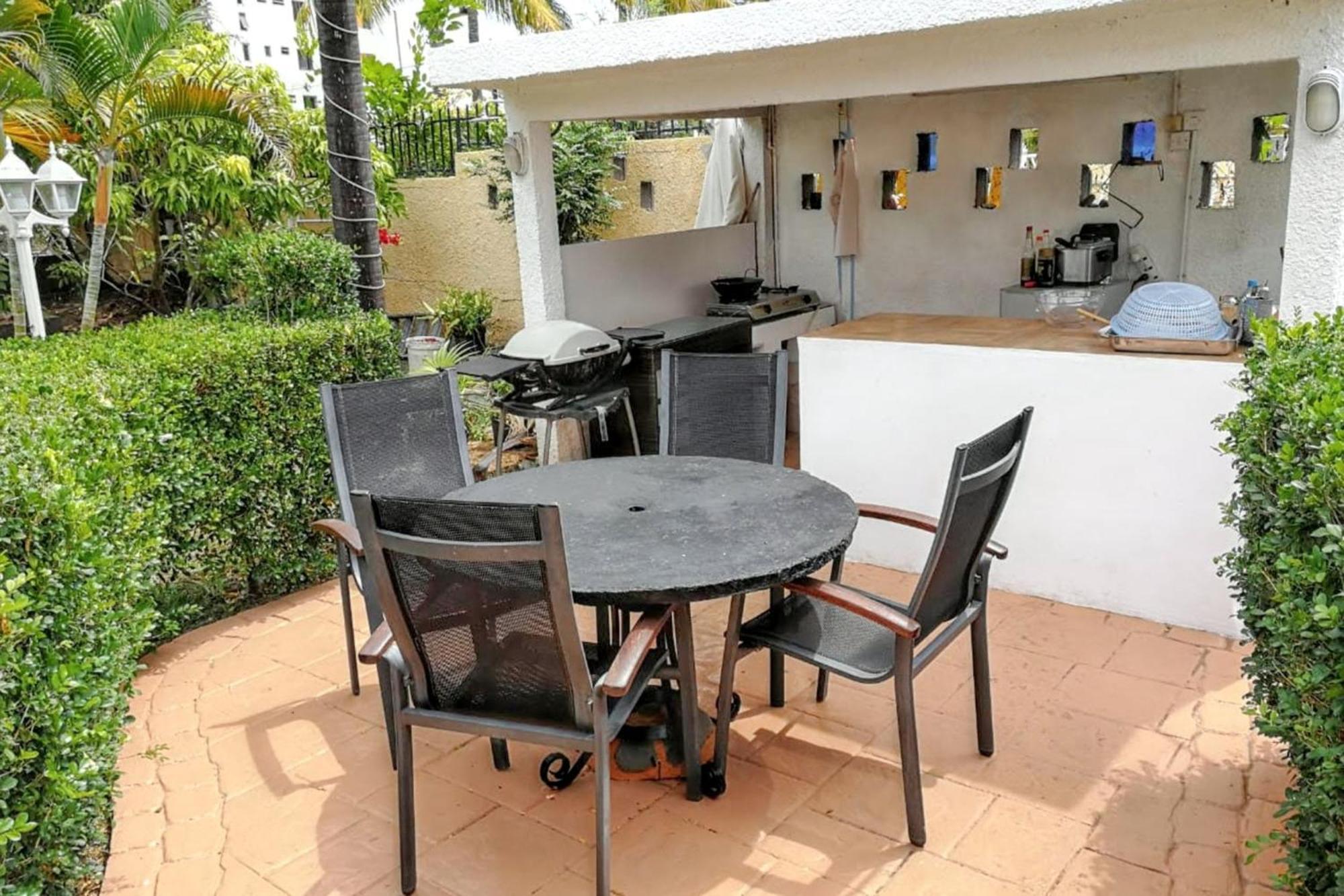 Charming Studio In Flic En Flac With Enclosed Garden 25M² Exteriör bild